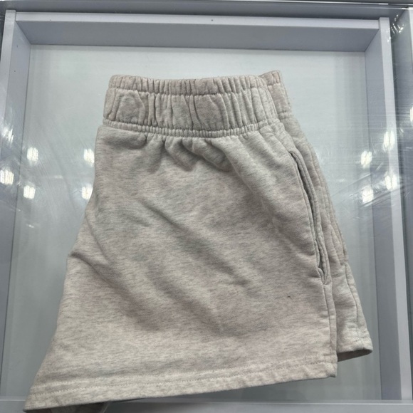 White fox - Picture 3 of 5